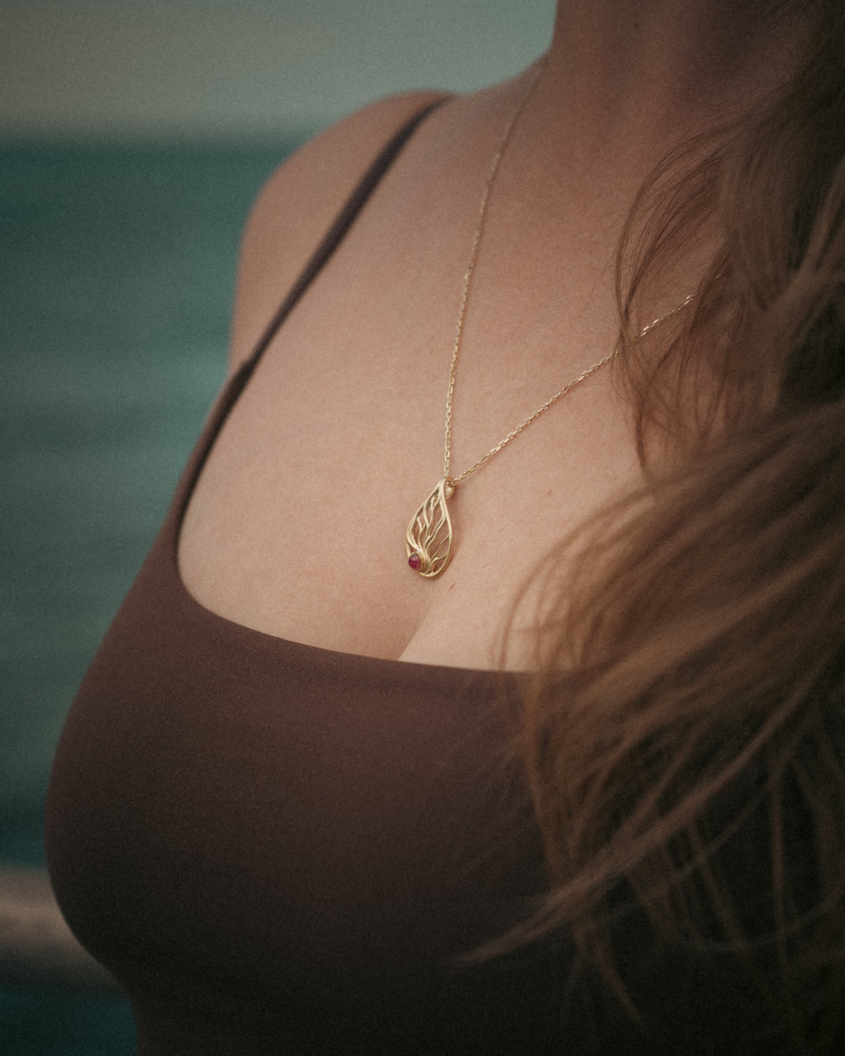 Eminence Pendant | 9ct Yellow Gold