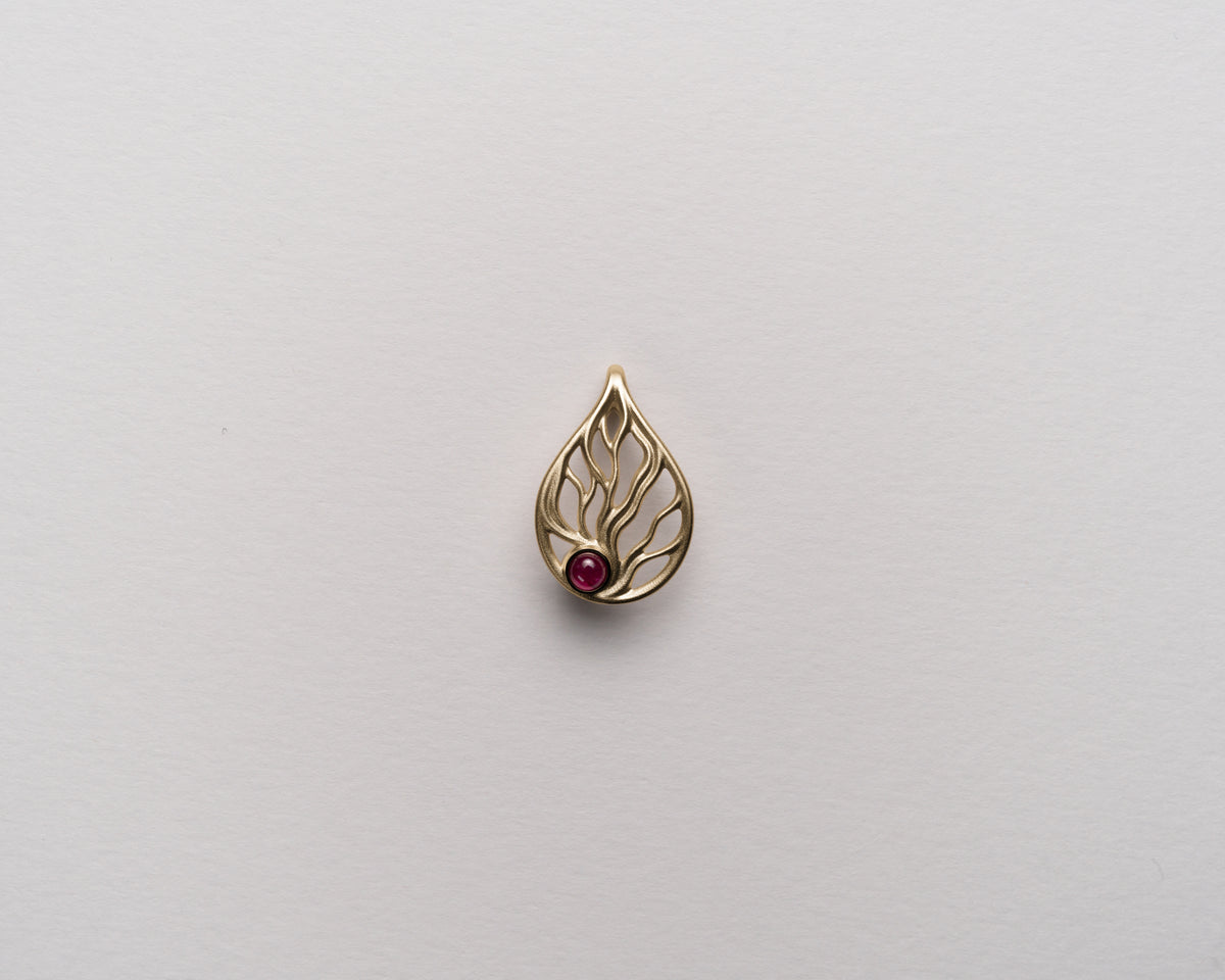 Eminence Pendant | 9ct Yellow Gold